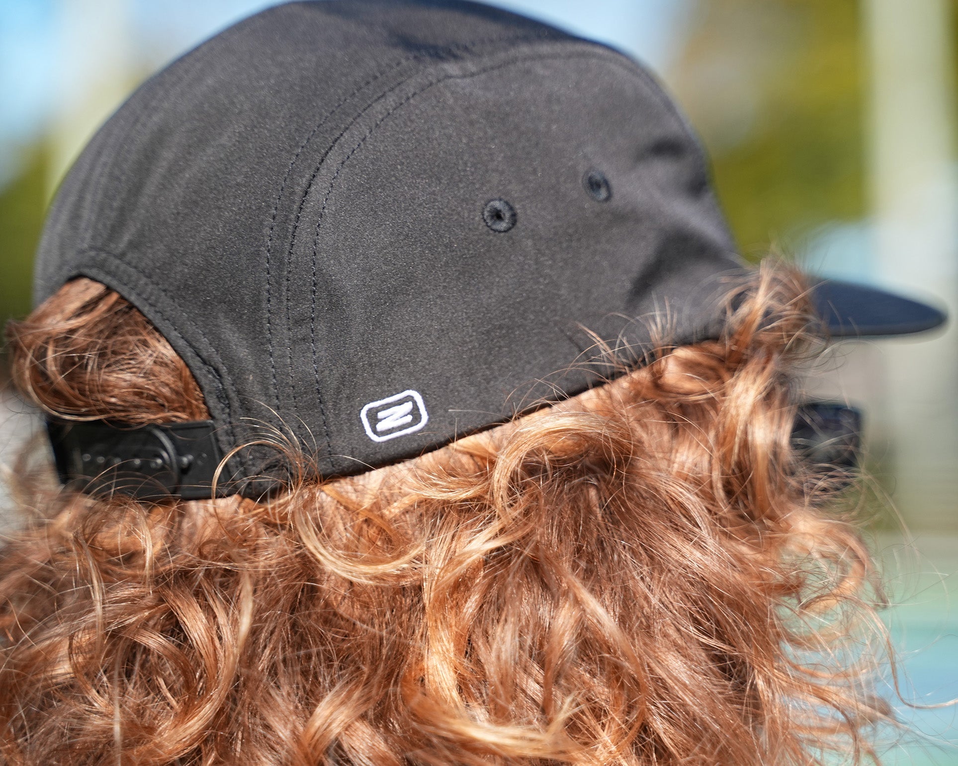 Zick crew cap back